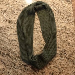 Chunky Knit Infinity Scarf